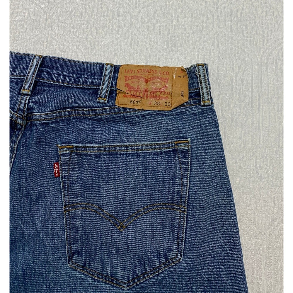 Levis 501 Original Fit Mens Jeans Size 38x30 Blue Denim Button fly Vintage Style - Picture 6 of 12